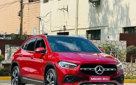 Mercedes-Benz GLA, 2021 год, 2 650 000 рублей, 3 фотография