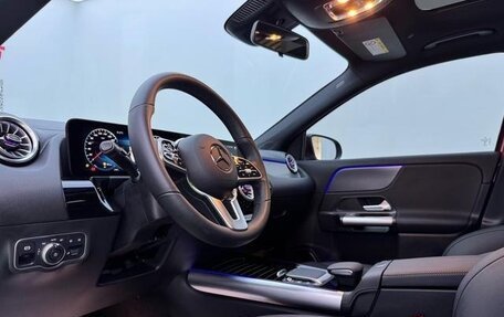 Mercedes-Benz GLA, 2021 год, 2 650 000 рублей, 14 фотография