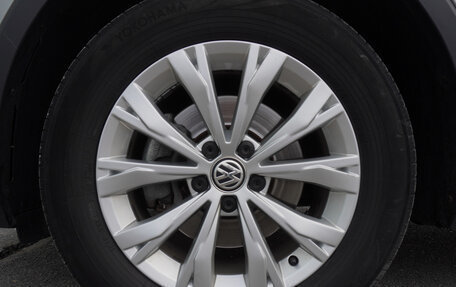 Volkswagen Tiguan II, 2020 год, 2 721 000 рублей, 21 фотография