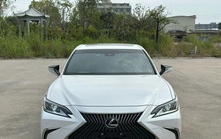 Lexus ES VII, 2022 год, 3 410 000 рублей, 2 фотография