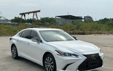 Lexus ES VII, 2022 год, 3 410 000 рублей, 3 фотография