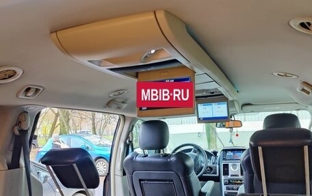 Chrysler Voyager IV, 2010 год, 1 200 000 рублей, 18 фотография