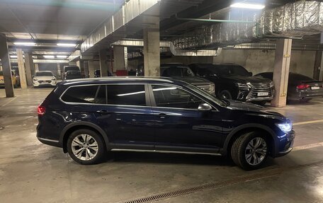 Volkswagen Passat B8 рестайлинг, 2016 год, 2 100 000 рублей, 4 фотография