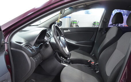 Hyundai Solaris II рестайлинг, 2014 год, 800 000 рублей, 6 фотография