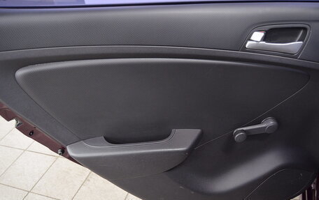 Hyundai Solaris II рестайлинг, 2014 год, 800 000 рублей, 15 фотография