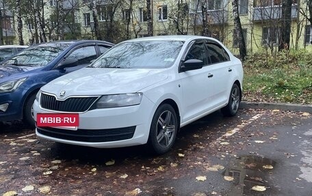 Skoda Rapid I, 2015 год, 650 000 рублей, 2 фотография