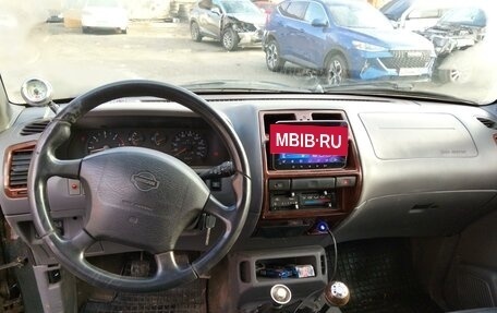 Nissan Terrano II рестайлинг, 1998 год, 420 000 рублей, 5 фотография