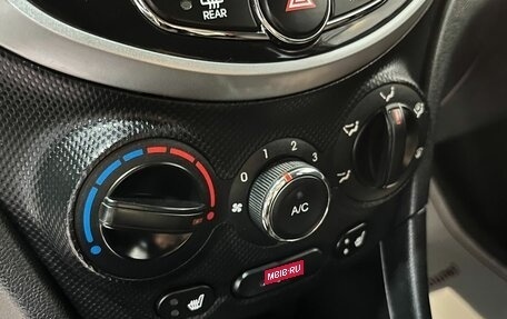 Hyundai Solaris II рестайлинг, 2013 год, 929 000 рублей, 16 фотография