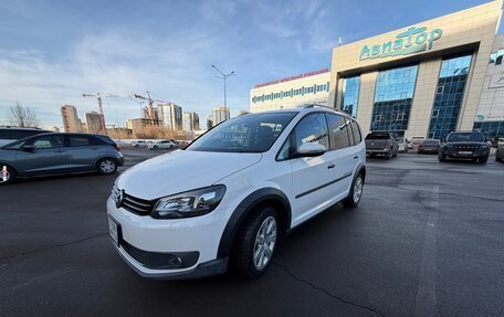 Volkswagen Touran III, 2013 год, 1 200 000 рублей, 3 фотография