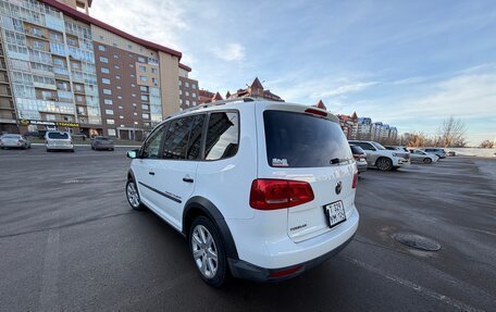 Volkswagen Touran III, 2013 год, 1 200 000 рублей, 4 фотография