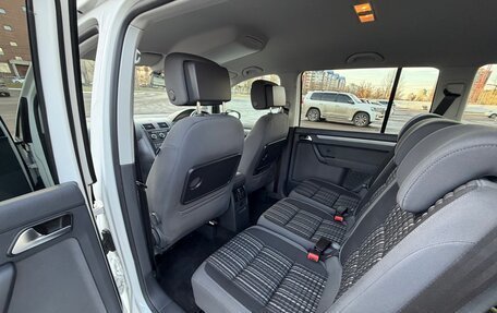 Volkswagen Touran III, 2013 год, 1 200 000 рублей, 19 фотография