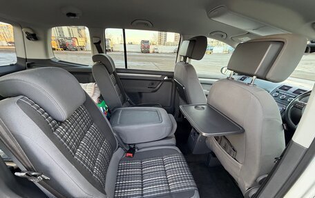 Volkswagen Touran III, 2013 год, 1 200 000 рублей, 13 фотография