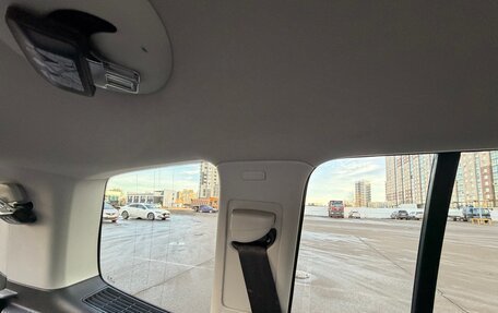 Volkswagen Touran III, 2013 год, 1 200 000 рублей, 35 фотография