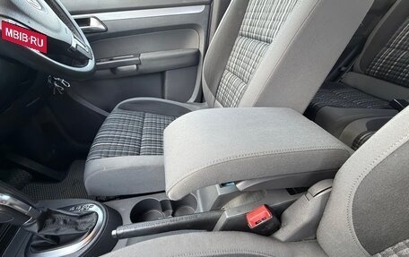 Volkswagen Touran III, 2013 год, 1 200 000 рублей, 24 фотография