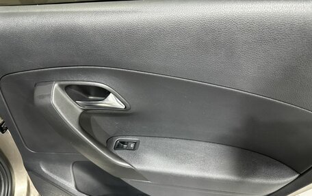 Volkswagen Polo VI (EU Market), 2017 год, 1 055 000 рублей, 19 фотография