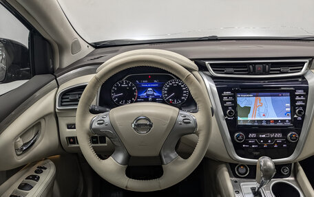 Nissan Murano, 2019 год, 2 800 000 рублей, 21 фотография