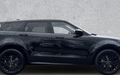 Land Rover Range Rover Evoque II, 2022 год, 3 950 000 рублей, 5 фотография