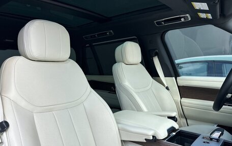 Land Rover Range Rover IV рестайлинг, 2025 год, 15 182 000 рублей, 21 фотография