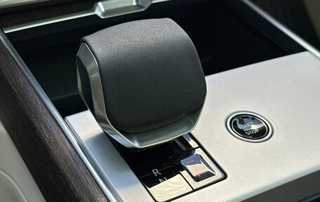 Land Rover Range Rover IV рестайлинг, 2025 год, 15 182 000 рублей, 17 фотография