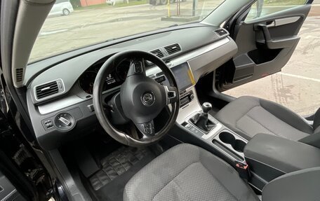 Volkswagen Passat B7, 2011 год, 950 000 рублей, 8 фотография