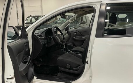 Mitsubishi L200 IV рестайлинг, 2020 год, 1 999 000 рублей, 11 фотография