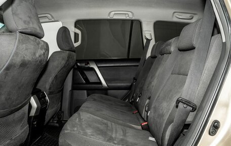 Toyota Land Cruiser Prado 150 рестайлинг 2, 2010 год, 2 350 000 рублей, 7 фотография