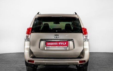 Toyota Land Cruiser Prado 150 рестайлинг 2, 2010 год, 2 350 000 рублей, 4 фотография