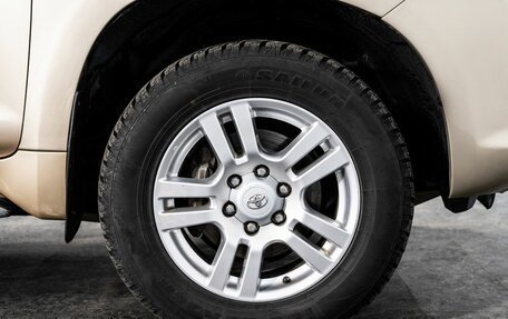 Toyota Land Cruiser Prado 150 рестайлинг 2, 2010 год, 2 350 000 рублей, 18 фотография