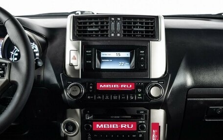 Toyota Land Cruiser Prado 150 рестайлинг 2, 2010 год, 2 350 000 рублей, 11 фотография