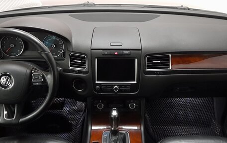 Volkswagen Touareg III, 2012 год, 2 100 000 рублей, 11 фотография