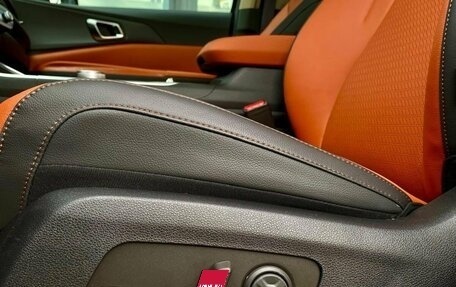 KIA Carnival, 2025 год, 8 200 000 рублей, 23 фотография