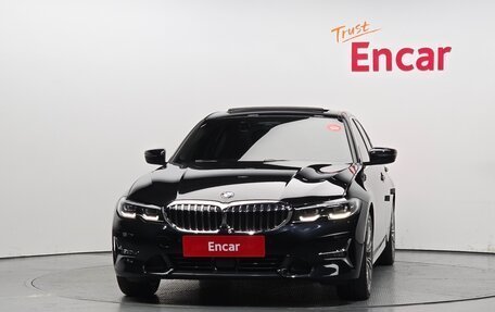 BMW 3 серия, 2021 год, 3 050 000 рублей, 2 фотография