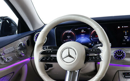 Mercedes-Benz E-Класс, 2021 год, 5 690 000 рублей, 15 фотография