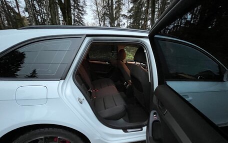 Audi A4, 2013 год, 999 000 рублей, 19 фотография