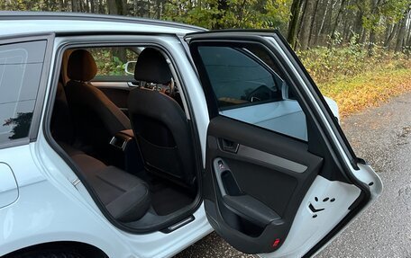 Audi A4, 2013 год, 999 000 рублей, 18 фотография