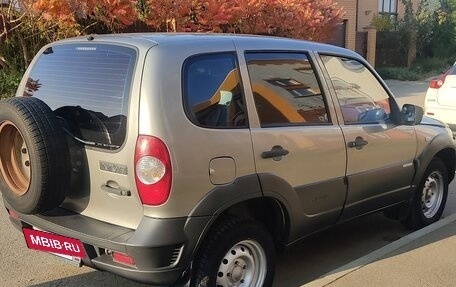 Chevrolet Niva I рестайлинг, 2012 год, 550 000 рублей, 11 фотография