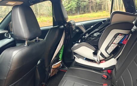 Toyota RAV4, 2019 год, 1 900 000 рублей, 18 фотография