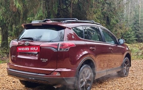 Toyota RAV4, 2019 год, 1 900 000 рублей, 4 фотография