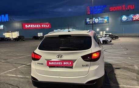 Hyundai ix35 I рестайлинг, 2013 год, 1 350 000 рублей, 2 фотография