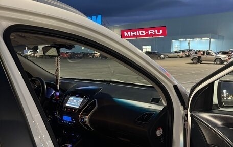 Hyundai ix35 I рестайлинг, 2013 год, 1 350 000 рублей, 10 фотография