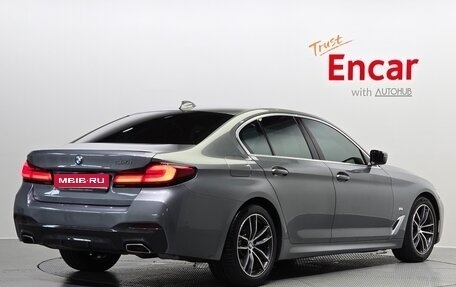 BMW 5 серия, 2022 год, 3 900 000 рублей, 2 фотография