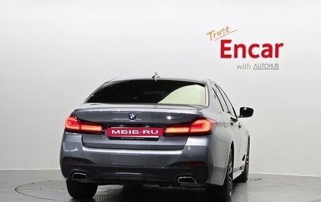 BMW 5 серия, 2022 год, 3 900 000 рублей, 3 фотография