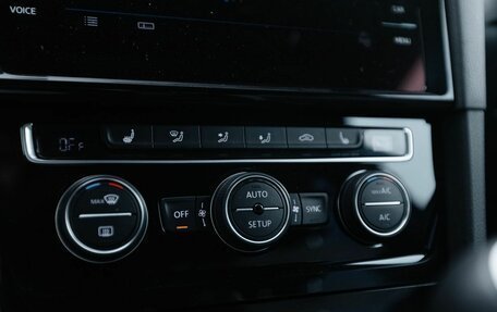 Volkswagen Golf R VII, 2014 год, 2 500 000 рублей, 13 фотография