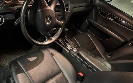 Mercedes-Benz C-Класс, 2010 год, 980 000 рублей, 2 фотография