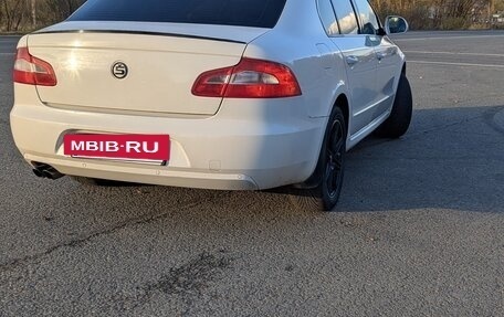 Skoda Superb III рестайлинг, 2012 год, 820 000 рублей, 4 фотография