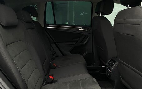 Volkswagen Tiguan II, 2022 год, 4 237 800 рублей, 8 фотография