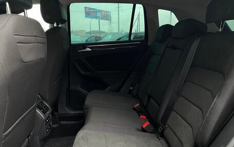 Volkswagen Tiguan II, 2022 год, 4 237 800 рублей, 10 фотография