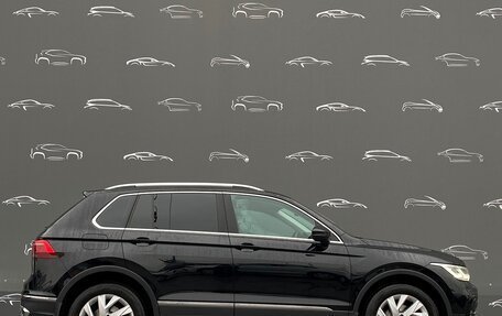 Volkswagen Tiguan II, 2022 год, 4 237 800 рублей, 11 фотография