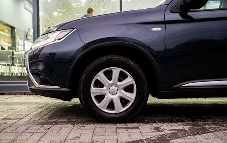 Mitsubishi Outlander III рестайлинг 3, 2019 год, 2 000 000 рублей, 9 фотография