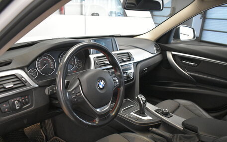 BMW 3 серия, 2019 год, 2 999 000 рублей, 21 фотография